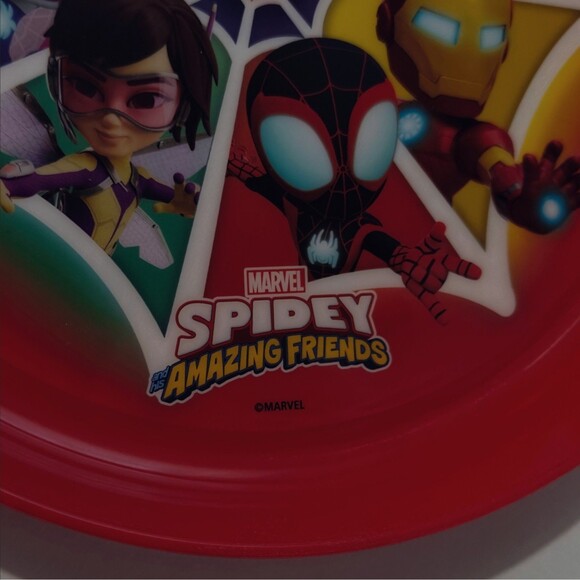 Zak! Red Plastic Plates Spidey & His Amazing Friends 7.5" Kids Zak Party Supply - Picture 7 of 9